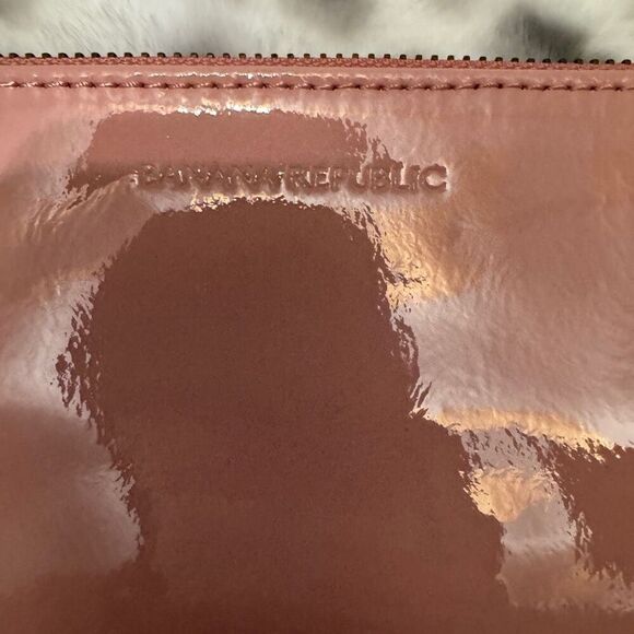 Banana Republic blush pink patent leather oversized clutch 12x8.5” - Picture 3 of 6